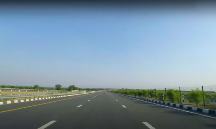 Gadkari lays foundation stones of National Highways worth Rs 26,778 crore