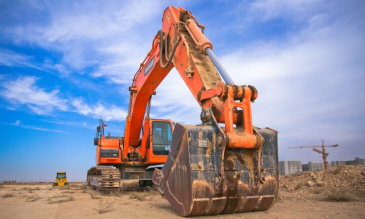 Construction equipment sales grow 26 per cent to cross 1 lakh units