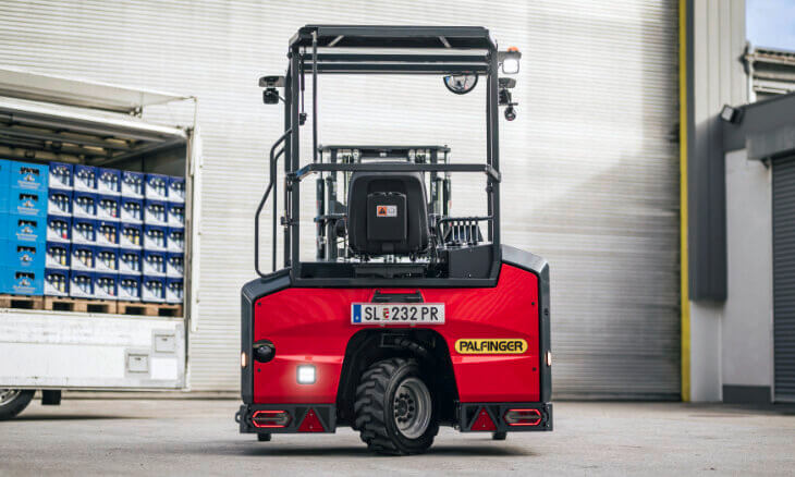 PALFINGER expands FL range with launch of compact FLM 15 forklift
