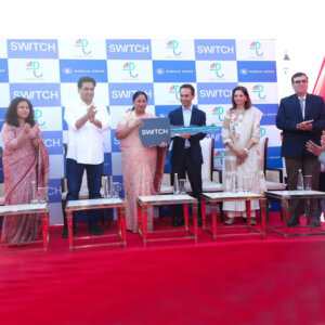 Switch Mobility delivers the first iconic electric double decker in Delhi