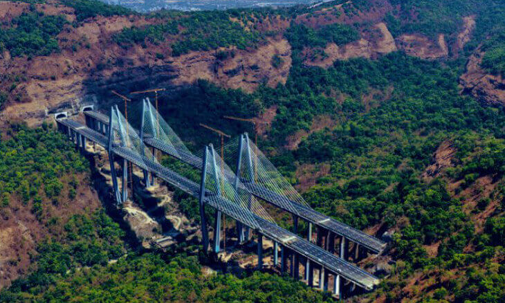CM Fadnavis inaugurates Mumbai–Pune Expressway ‘Missing Link’ corridor